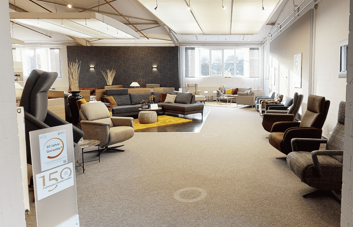 Eingang unseres Showrooms